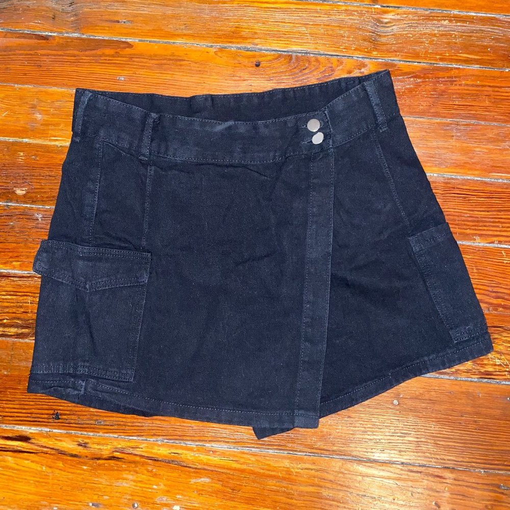 SHEIN XL Black Skort